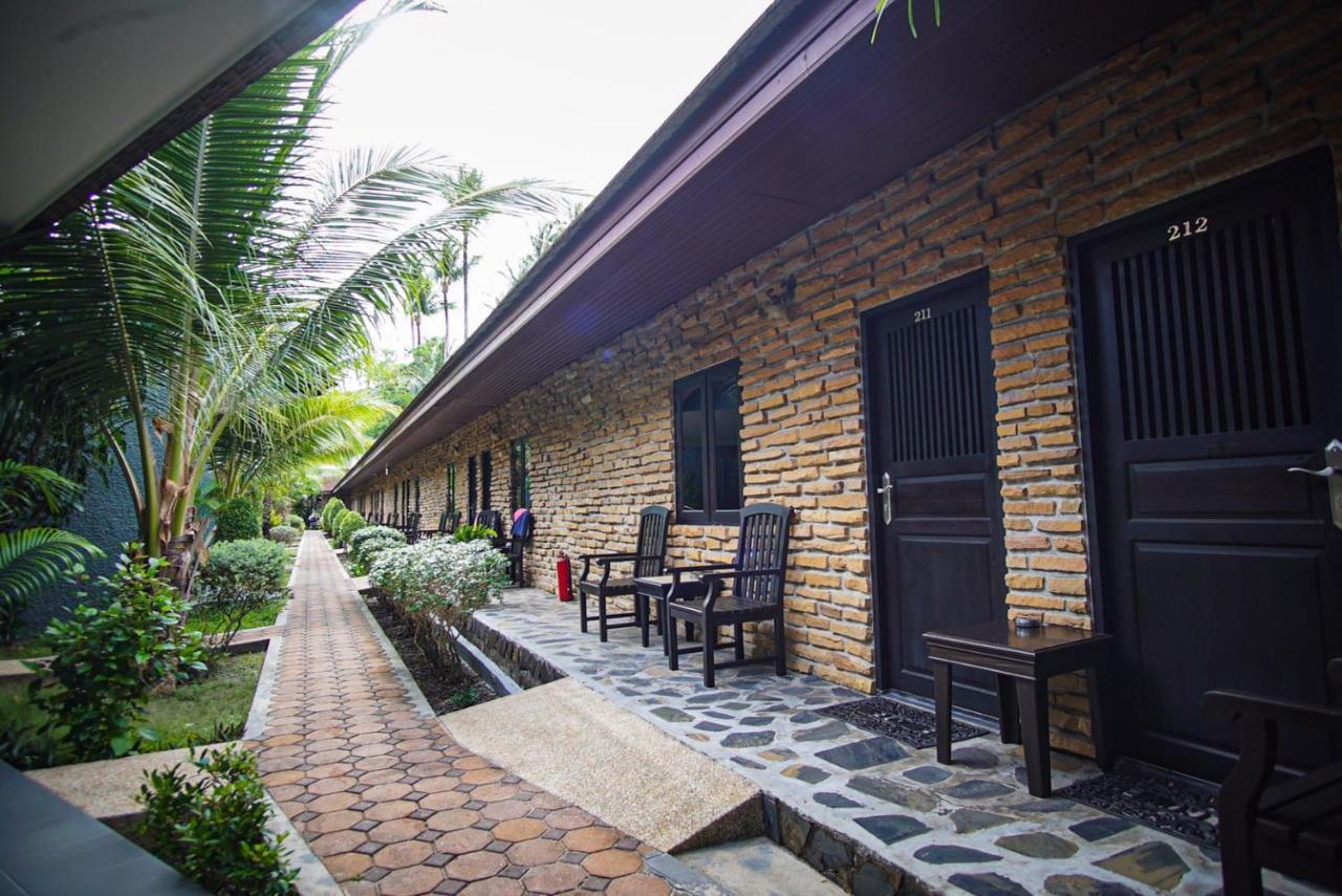 Capricorn Village - Sha Extra Plus Patong Ngoại thất bức ảnh